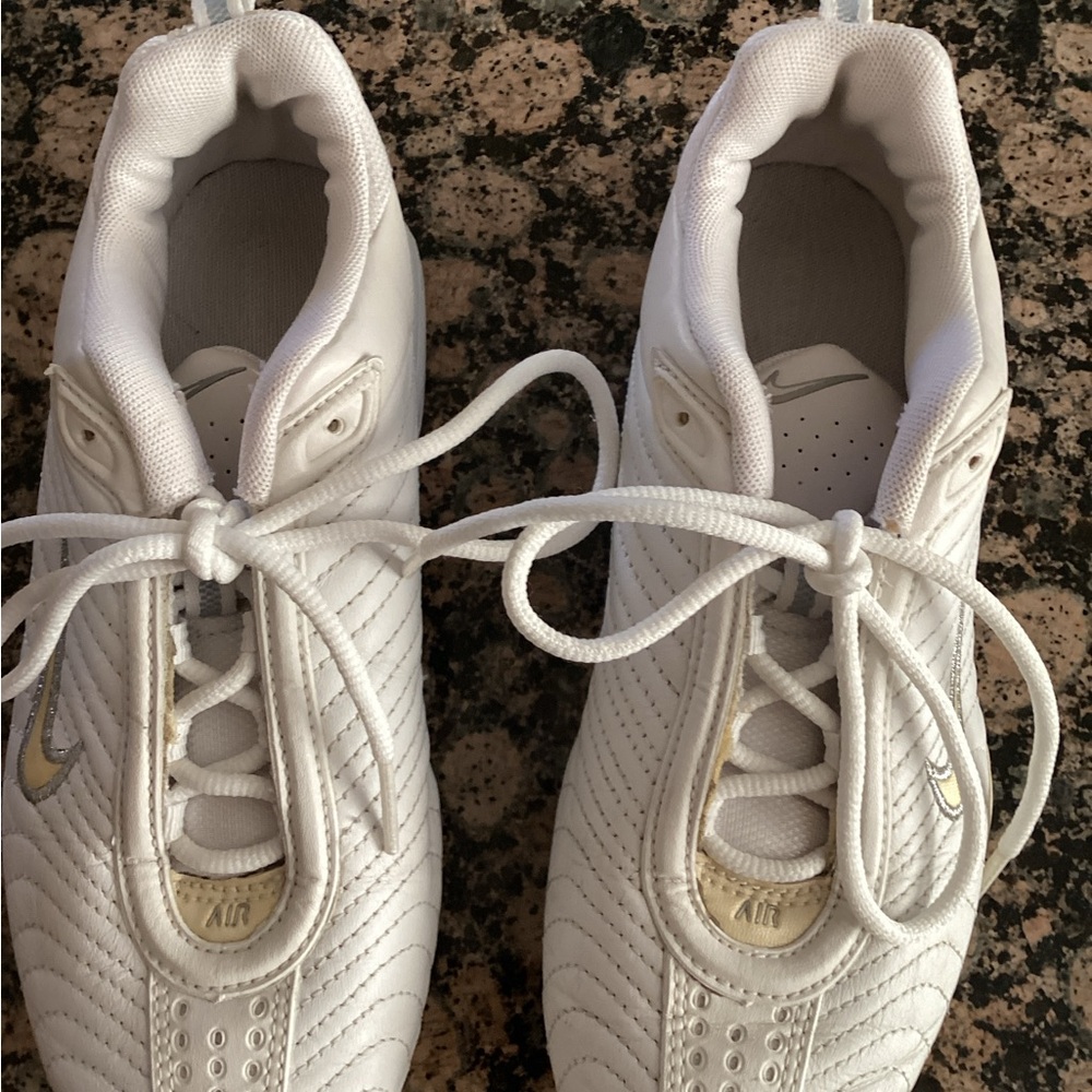 Nike White Cushioned Sneakers